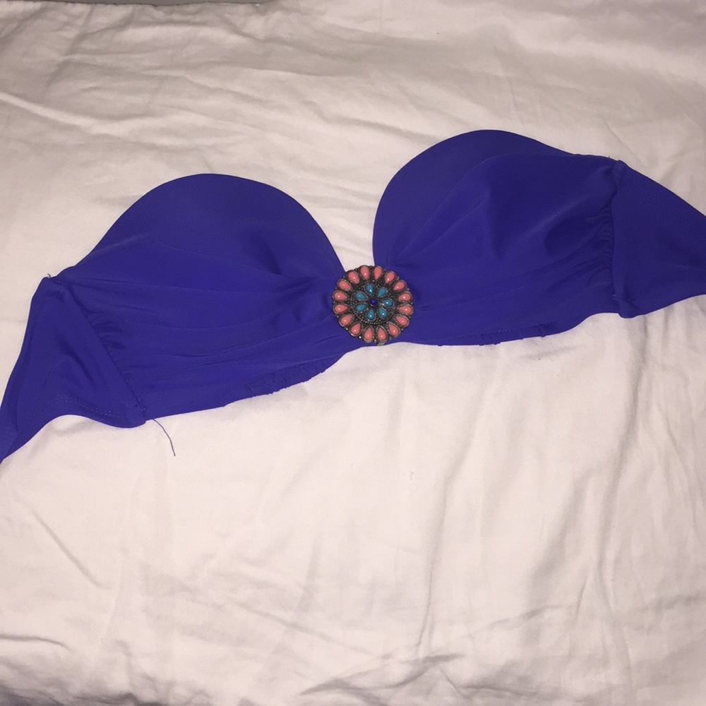 Strapless bikini top